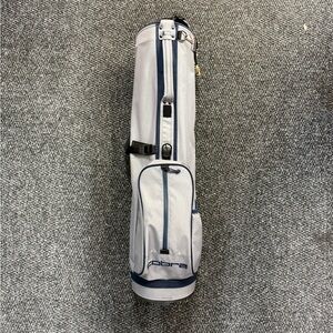 Lightly USED Cobra Golf Sunday bag in great condition condi